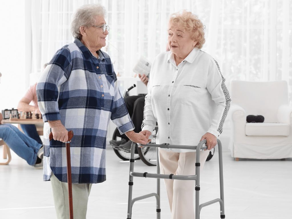 Andador o bastón adulto mayor